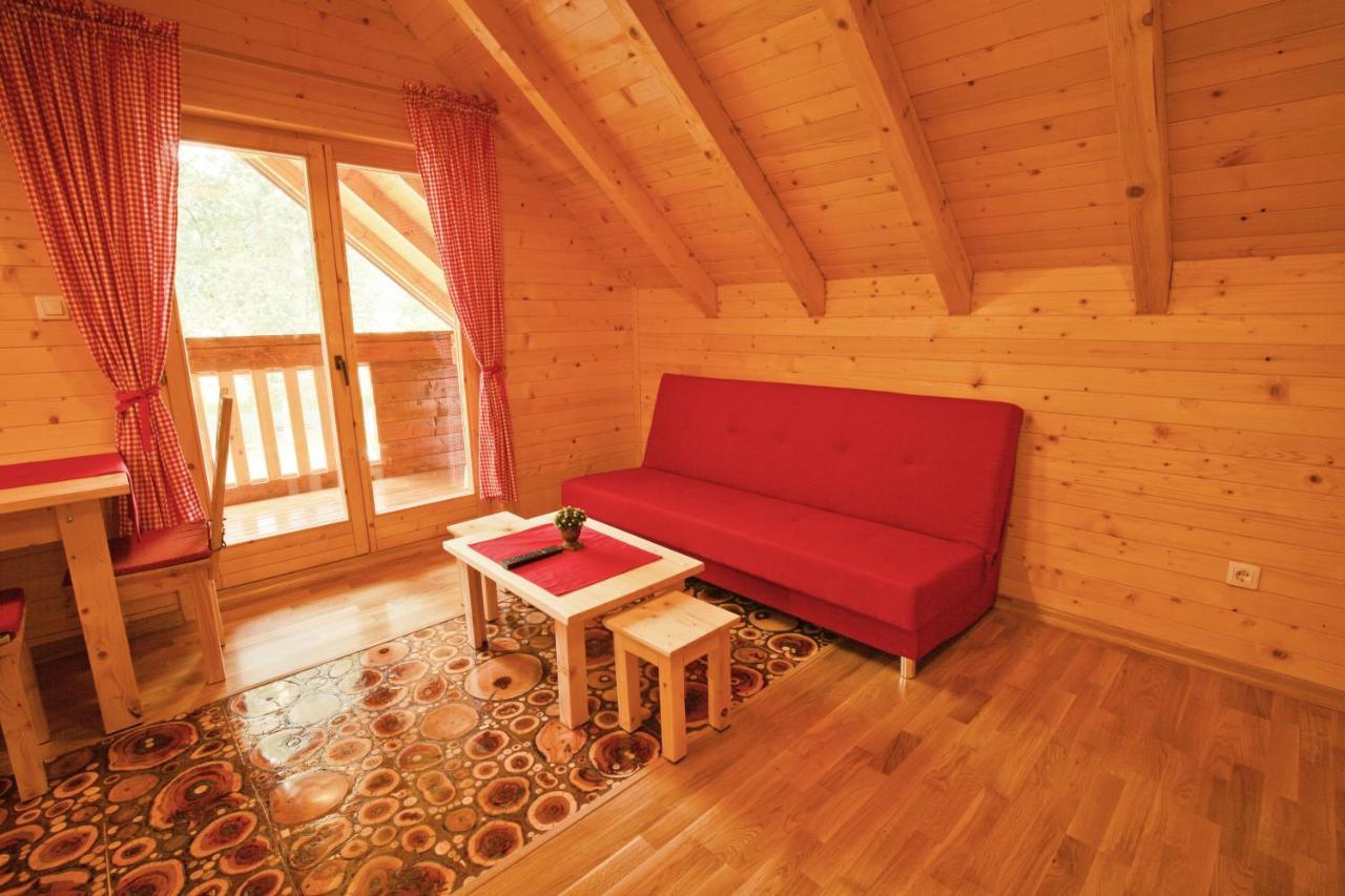 Riverside Apartments Otočac Extérieur photo